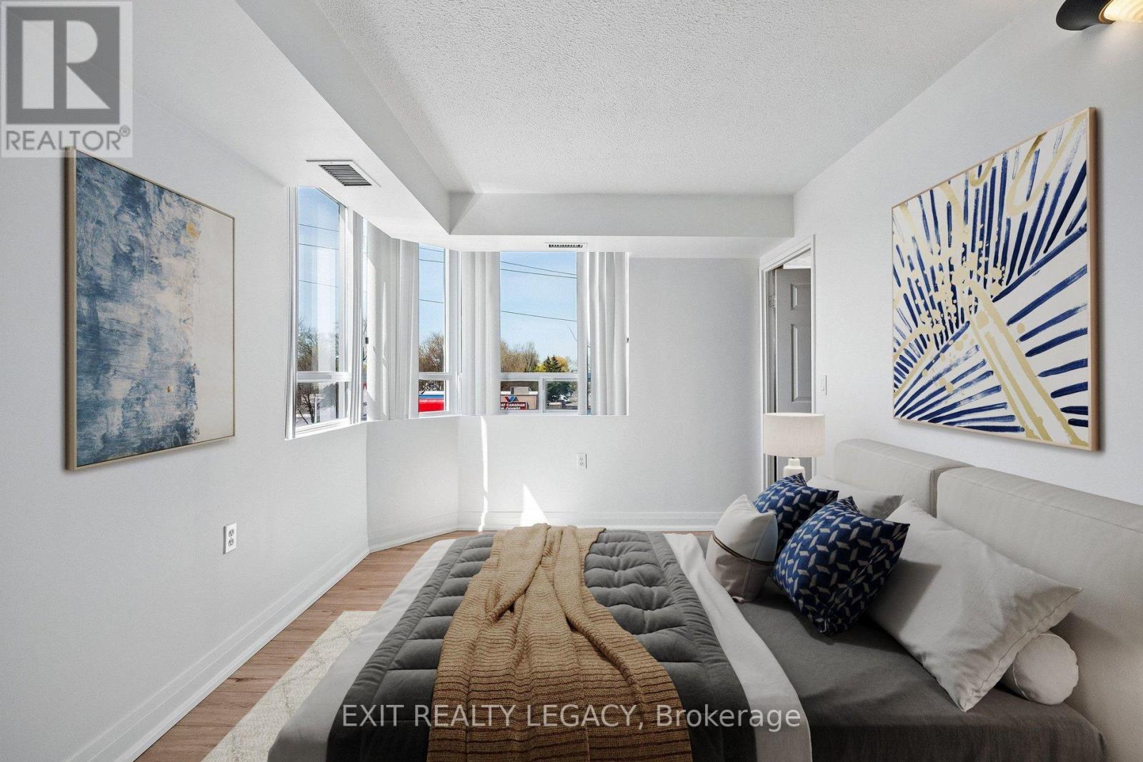 304 - 555 Wilson Hts Boulevard, Toronto, Ontario  M3H 6B5 - Photo 3 - C13092646