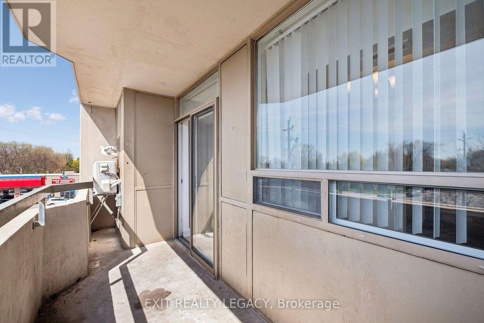 304 - 555 Wilson Hts Boulevard, Toronto, Ontario  M3H 6B5 - Photo 42 - C13092646