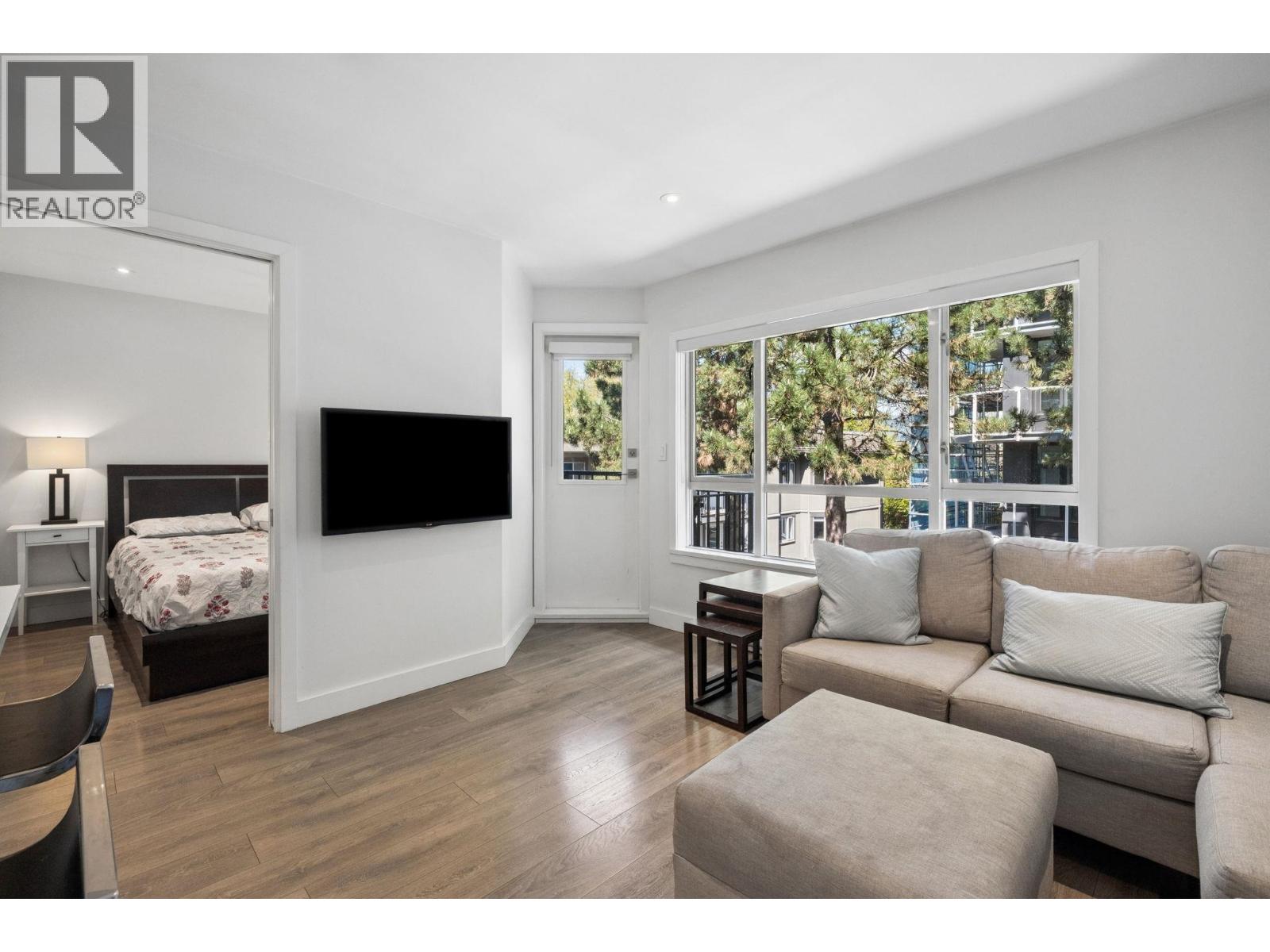 302 555 W 14th Avenue, Vancouver, British Columbia  V5Z 4G8 - Photo 4 - R3120221