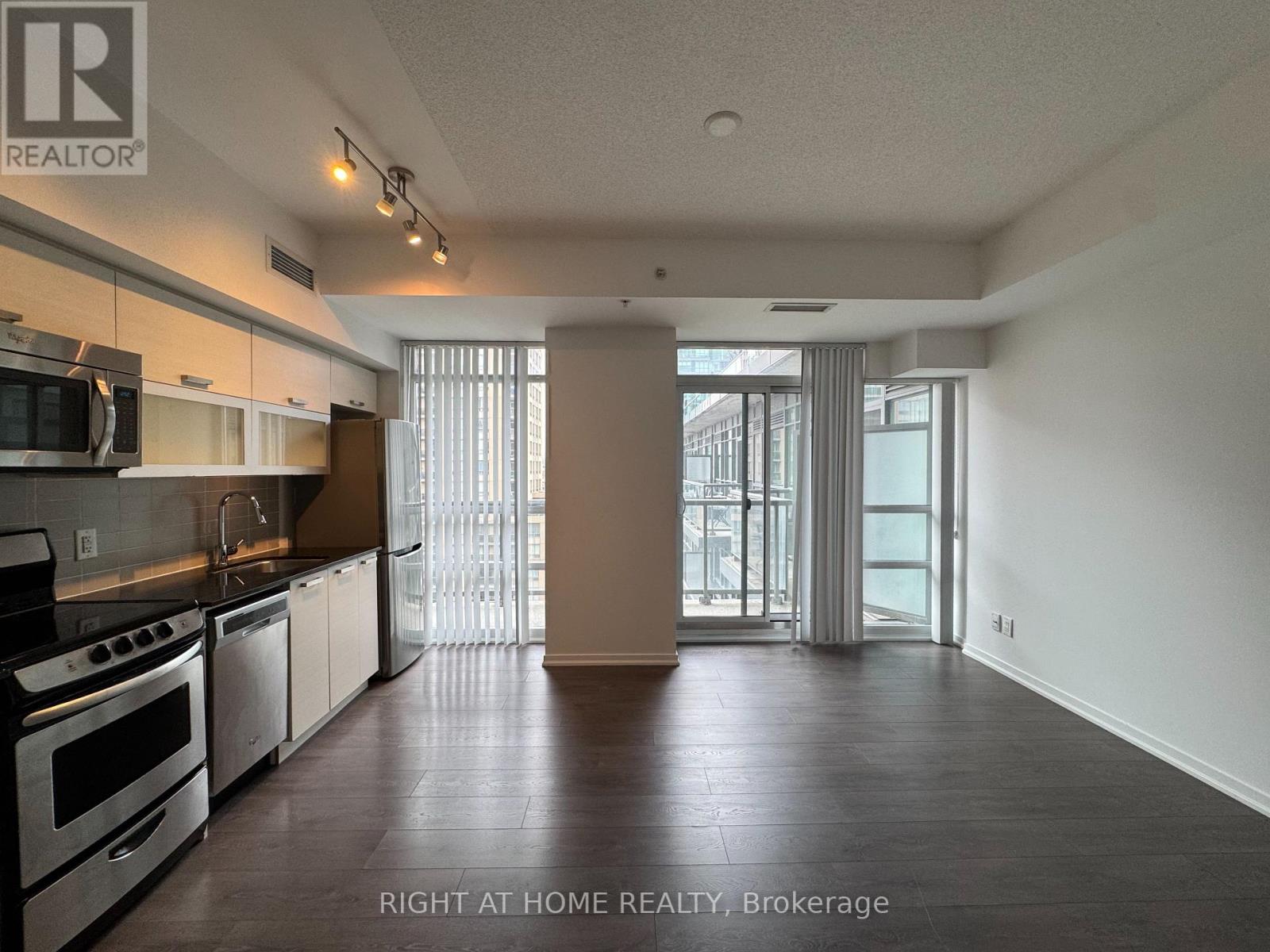 1227 - 68 Abell Street, Toronto, Ontario  M6J 0B1 - Photo 8 - C13092730