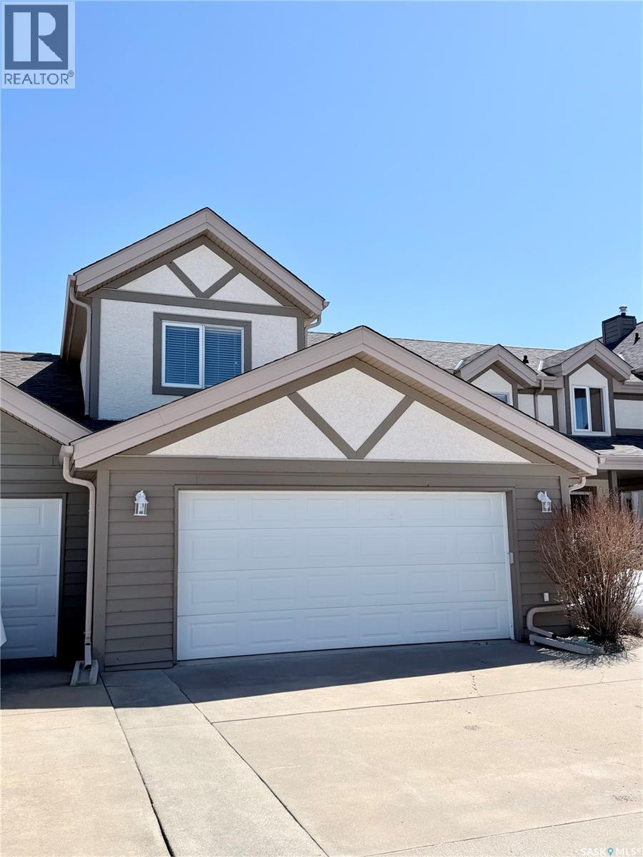 17 Eagle View Way, Elk Ridge, Saskatchewan  S0J 0N0 - Photo 2 - SK035060
