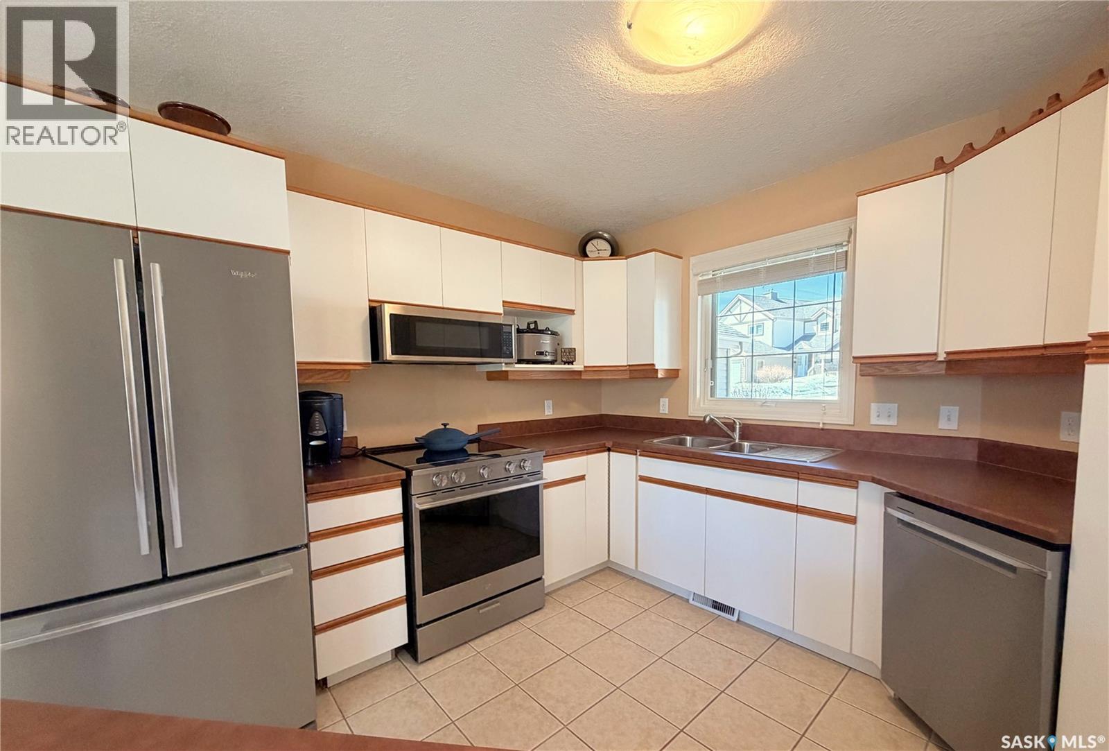 17 Eagle View Way, Elk Ridge, Saskatchewan  S0J 0N0 - Photo 6 - SK035060