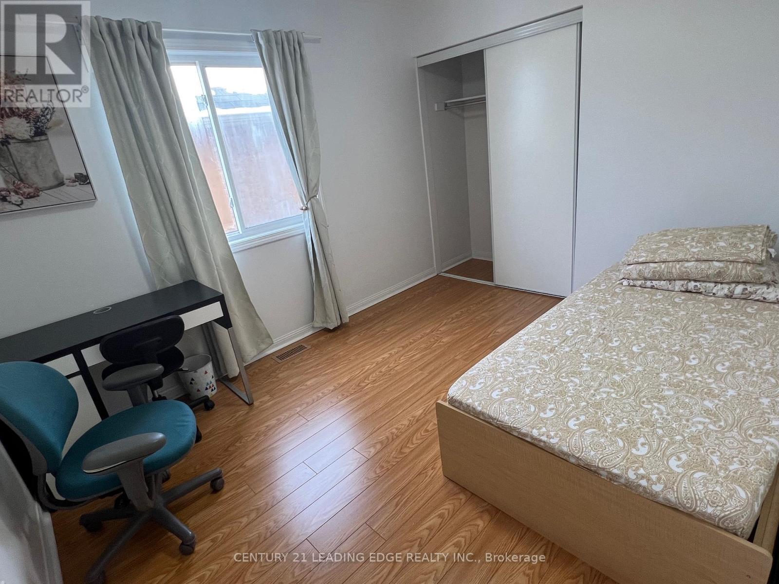 83 Trumpeter Street, Toronto, Ontario  M1B 6H1 - Photo 8 - E13092630