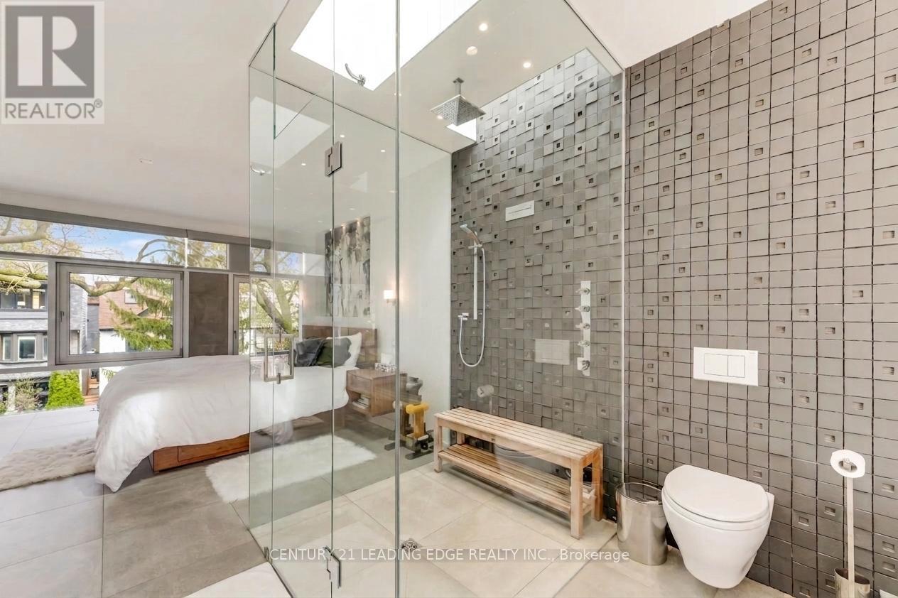 81 Dagmar Avenue, Toronto, Ontario  M4M 1V9 - Photo 42 - E13092684