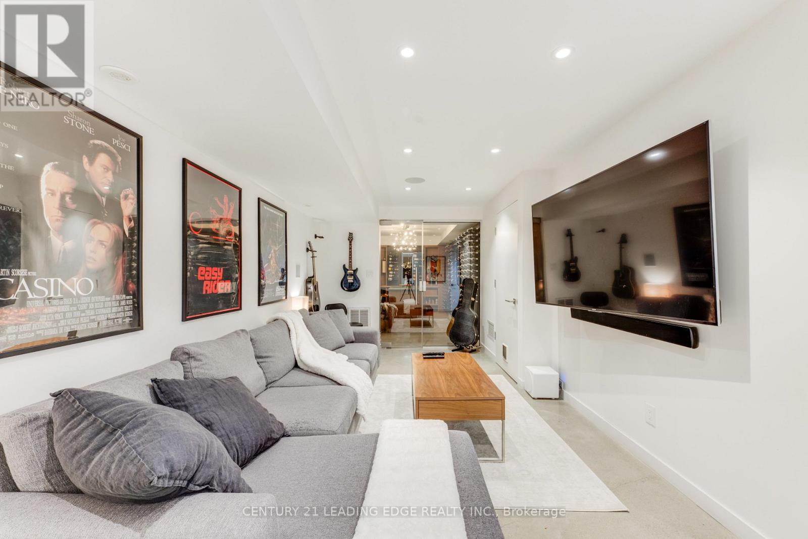 81 Dagmar Avenue, Toronto, Ontario  M4M 1V9 - Photo 48 - E13092684