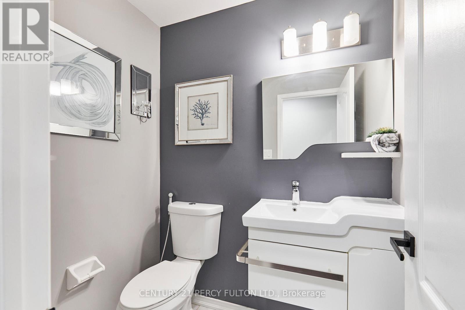 7 Schoolbridge Street, Ajax, Ontario  L1T 4Z2 - Photo 13 - E13092702