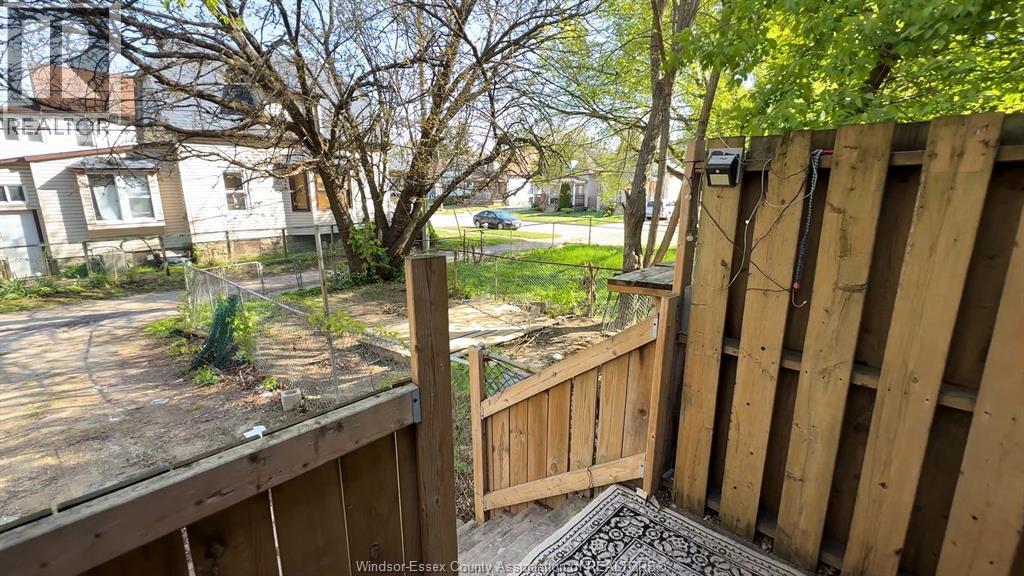 1424 Wyandotte Street West, Windsor, Ontario  N9B 1H4 - Photo 27 - 26010315