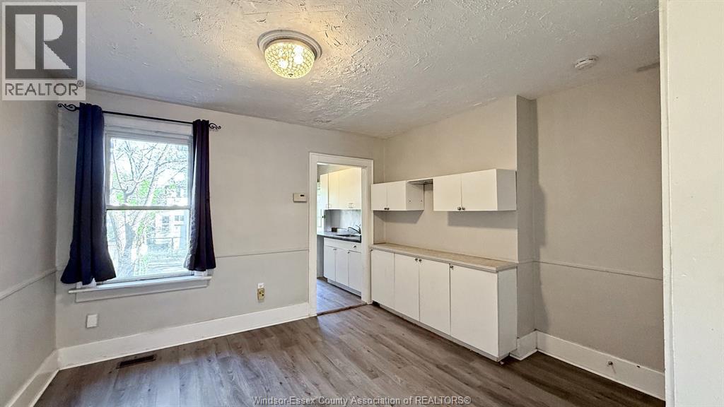 1424 Wyandotte Street West, Windsor, Ontario  N9B 1H4 - Photo 8 - 26010315