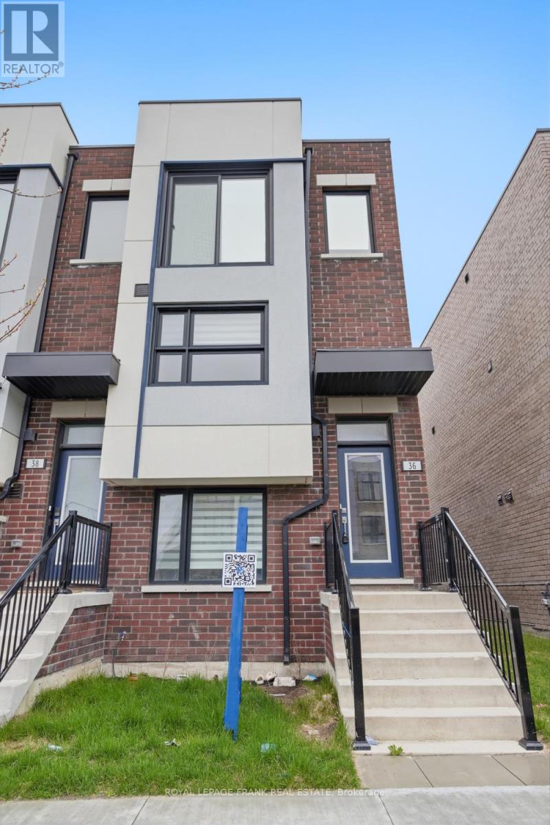 36 Bateson Street, Ajax, Ontario  L1S 7M3 - Photo 1 - E13089804