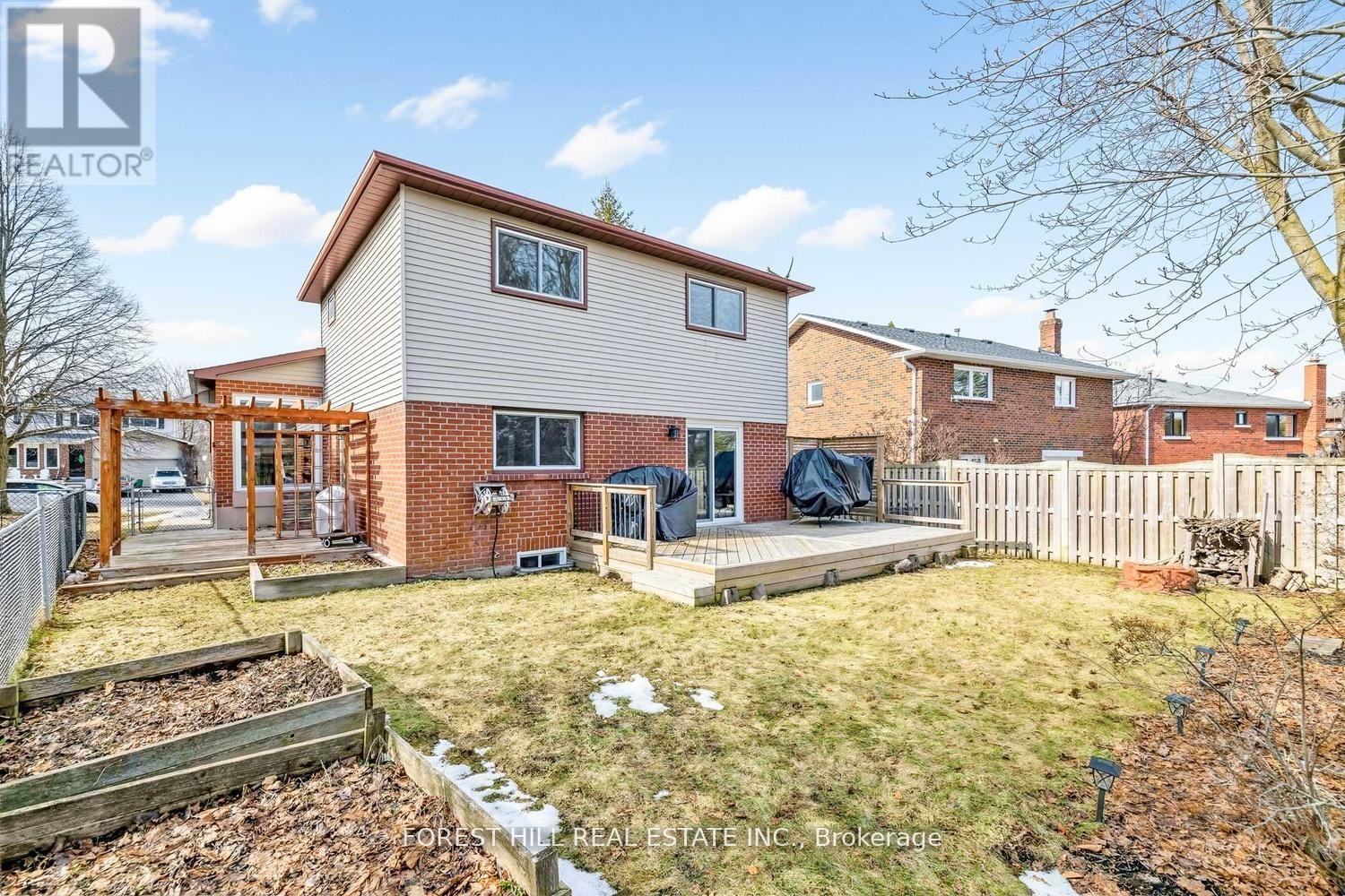 49 Seaton Drive, Aurora, Ontario  L4G 3W9 - Photo 35 - N13092648