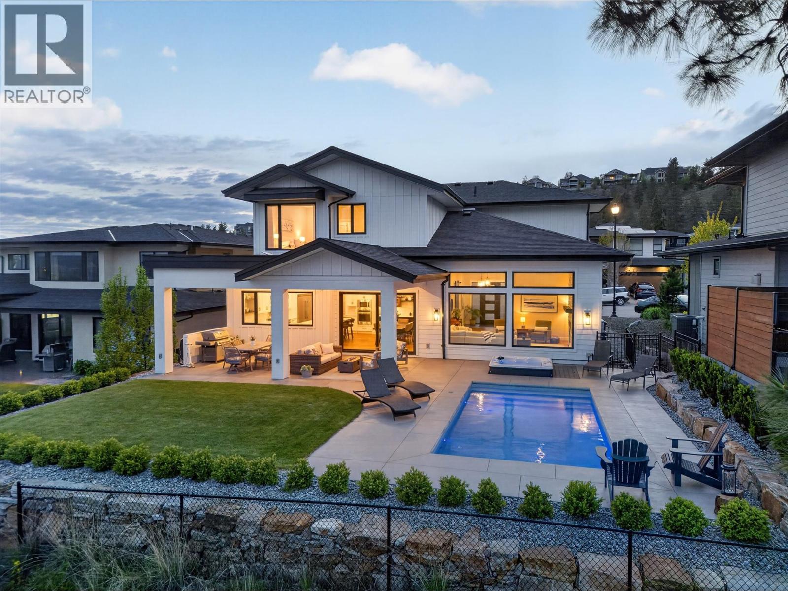 266 Summer Wood Drive, Kelowna, British Columbia  V1V 0C9 - Photo 30 - 10384635