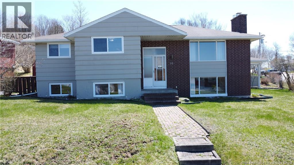 35 Wildwood Street, Saint John, New Brunswick  E2J 2V9 - Photo 1 - NB138512