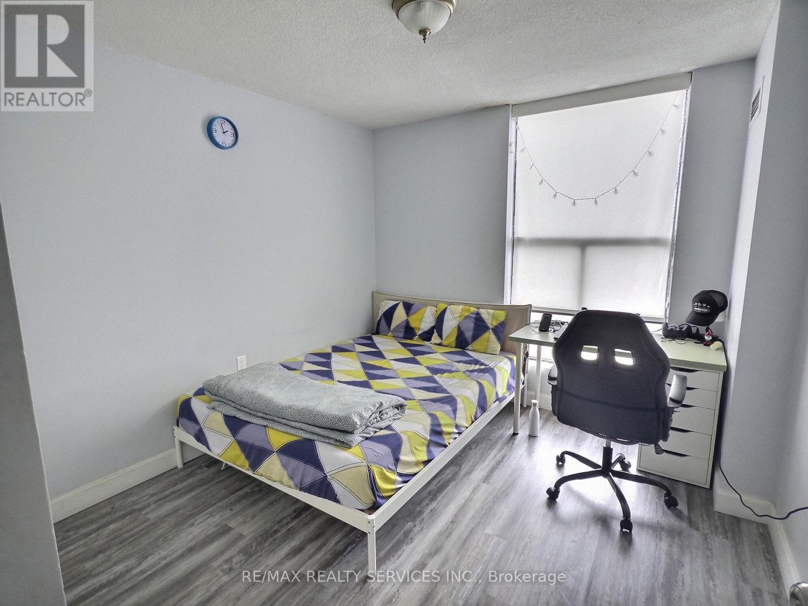 1812 - 18 Knightsbridge Road, Brampton, Ontario  L6T 3X5 - Photo 7 - W13092628