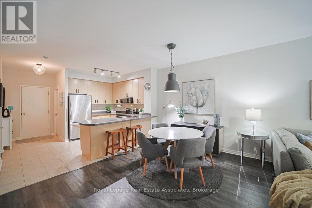107 - 80 Port Street E, Mississauga, Ontario  L5G 4V6 - Photo 12 - W13092658