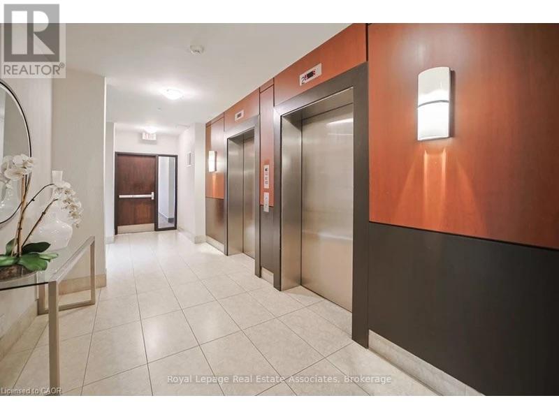 107 - 80 Port Street E, Mississauga, Ontario  L5G 4V6 - Photo 6 - W13092658