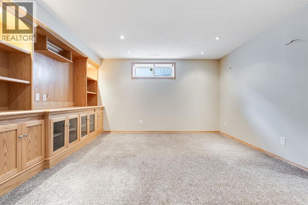 281 Bridlemeadows Common Sw, Calgary, Alberta  T2Y 4V4 - Photo 38 - A2308354