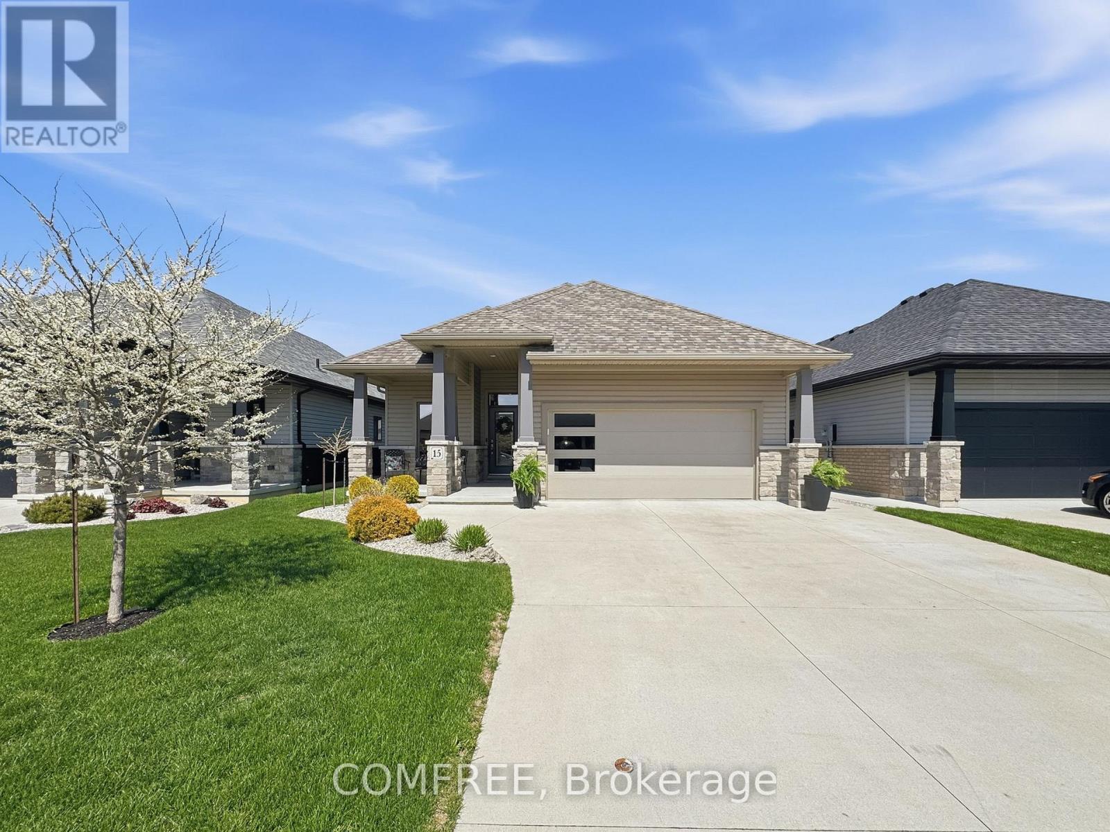 15 NIGHTFALL COURT, Chatham-Kent, Ontario