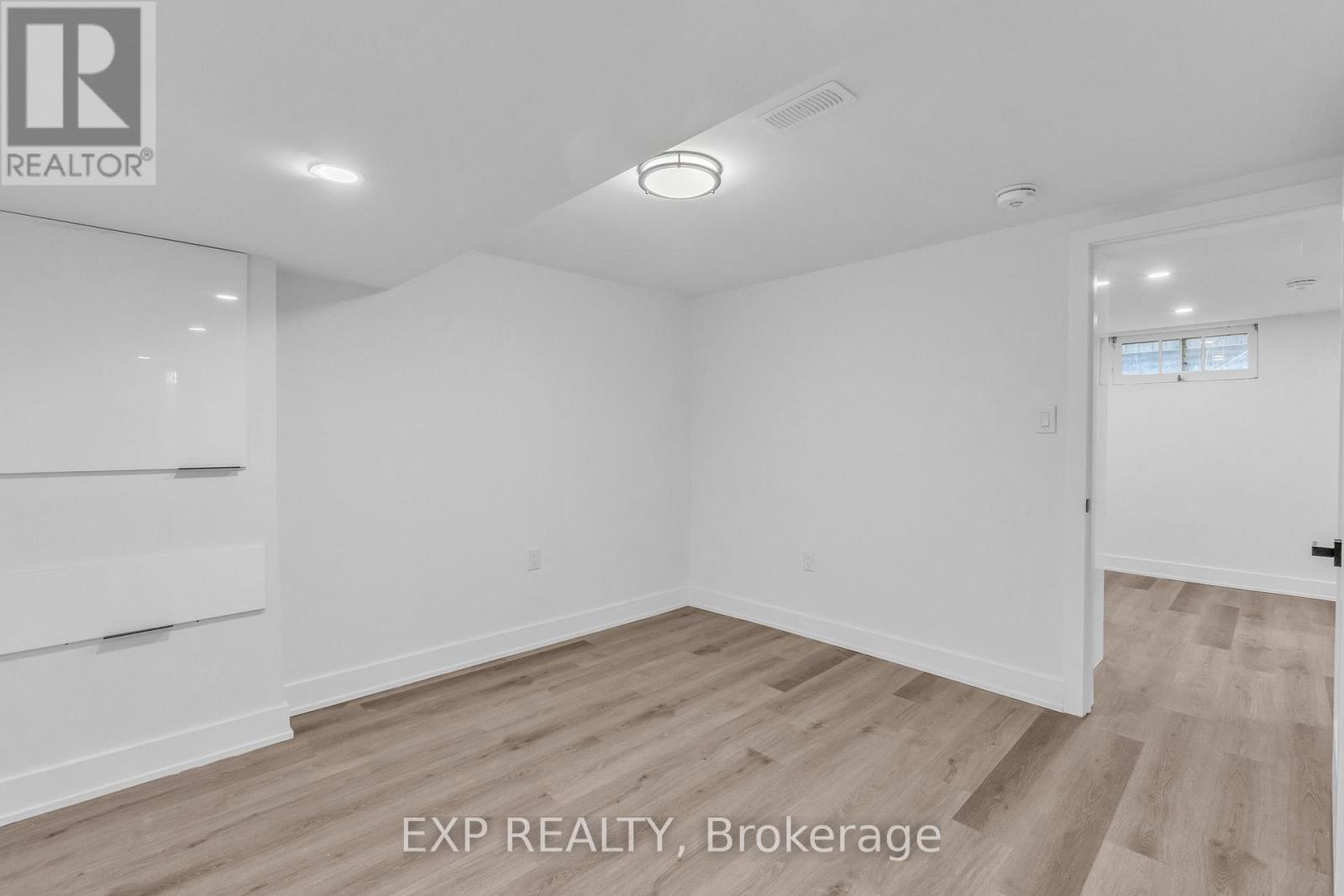113 Green Road, Hamilton, Ontario  L8G 3W9 - Photo 18 - X13092662