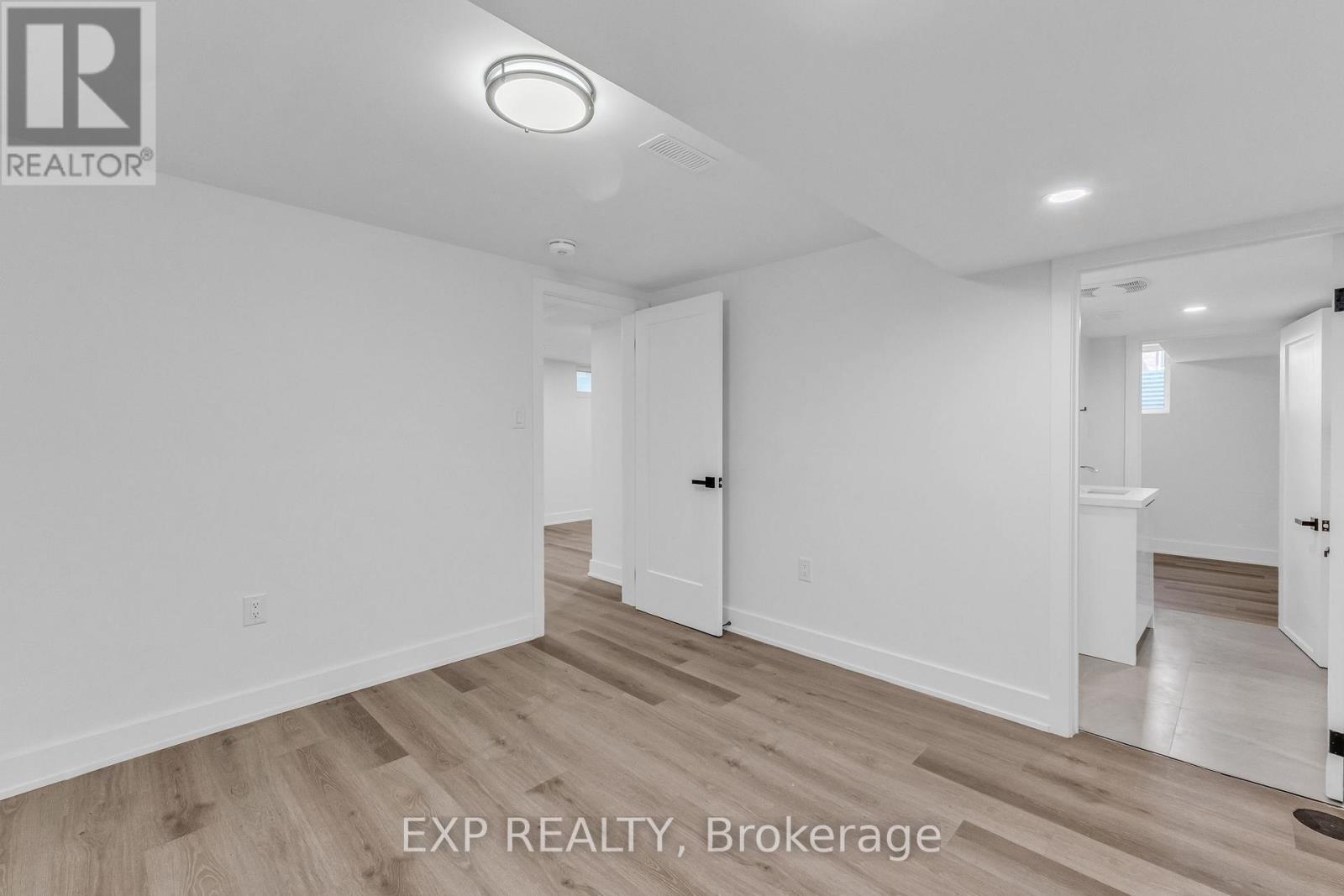 113 Green Road, Hamilton, Ontario  L8G 3W9 - Photo 20 - X13092662