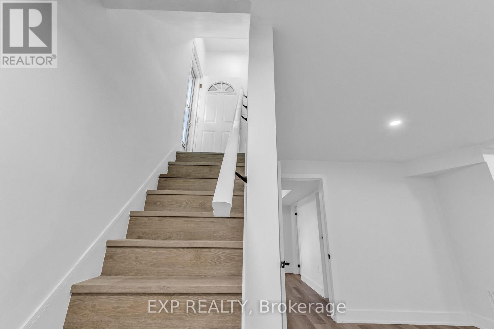 113 Green Road, Hamilton, Ontario  L8G 3W9 - Photo 22 - X13092662