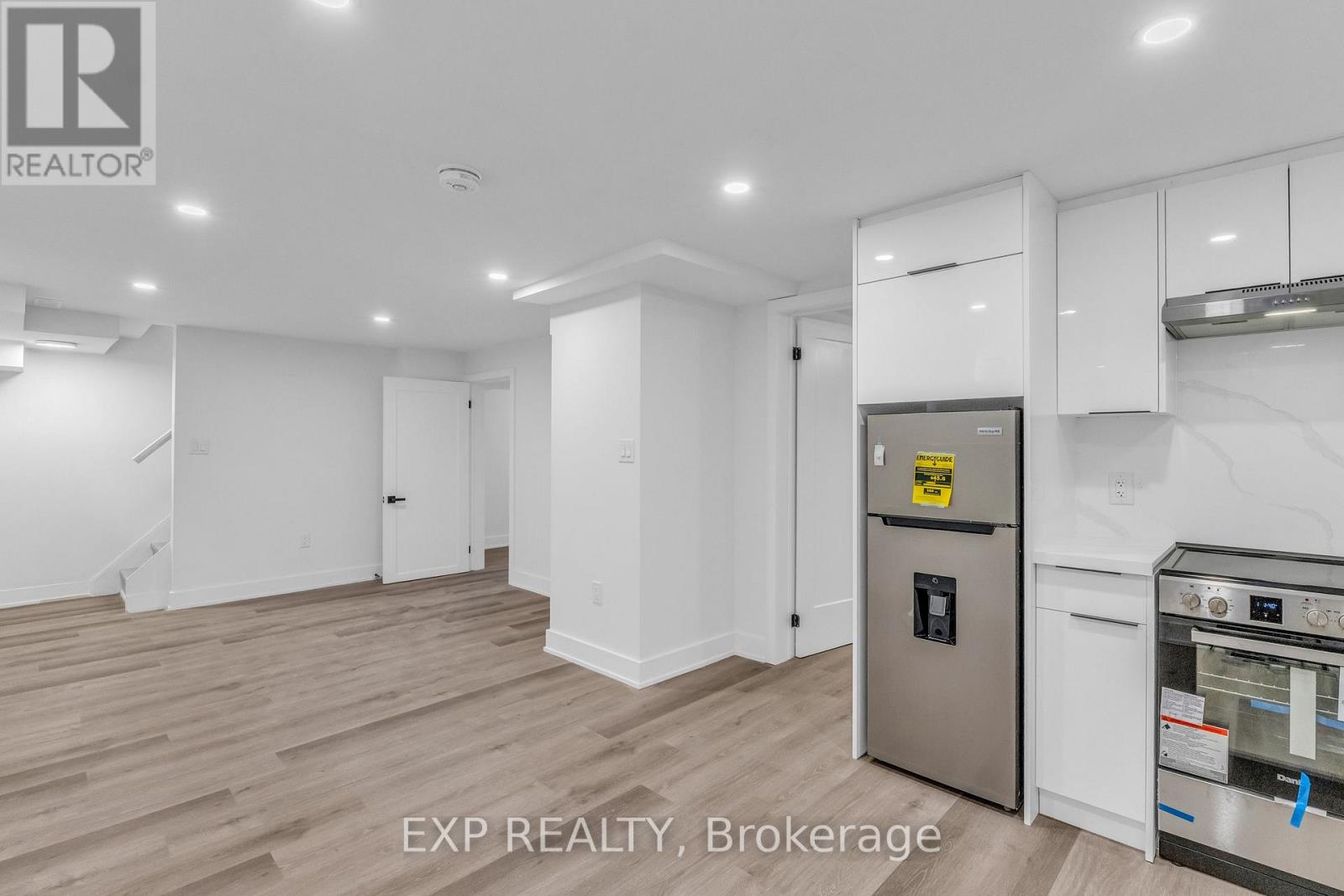 113 Green Road, Hamilton, Ontario  L8G 3W9 - Photo 25 - X13092662