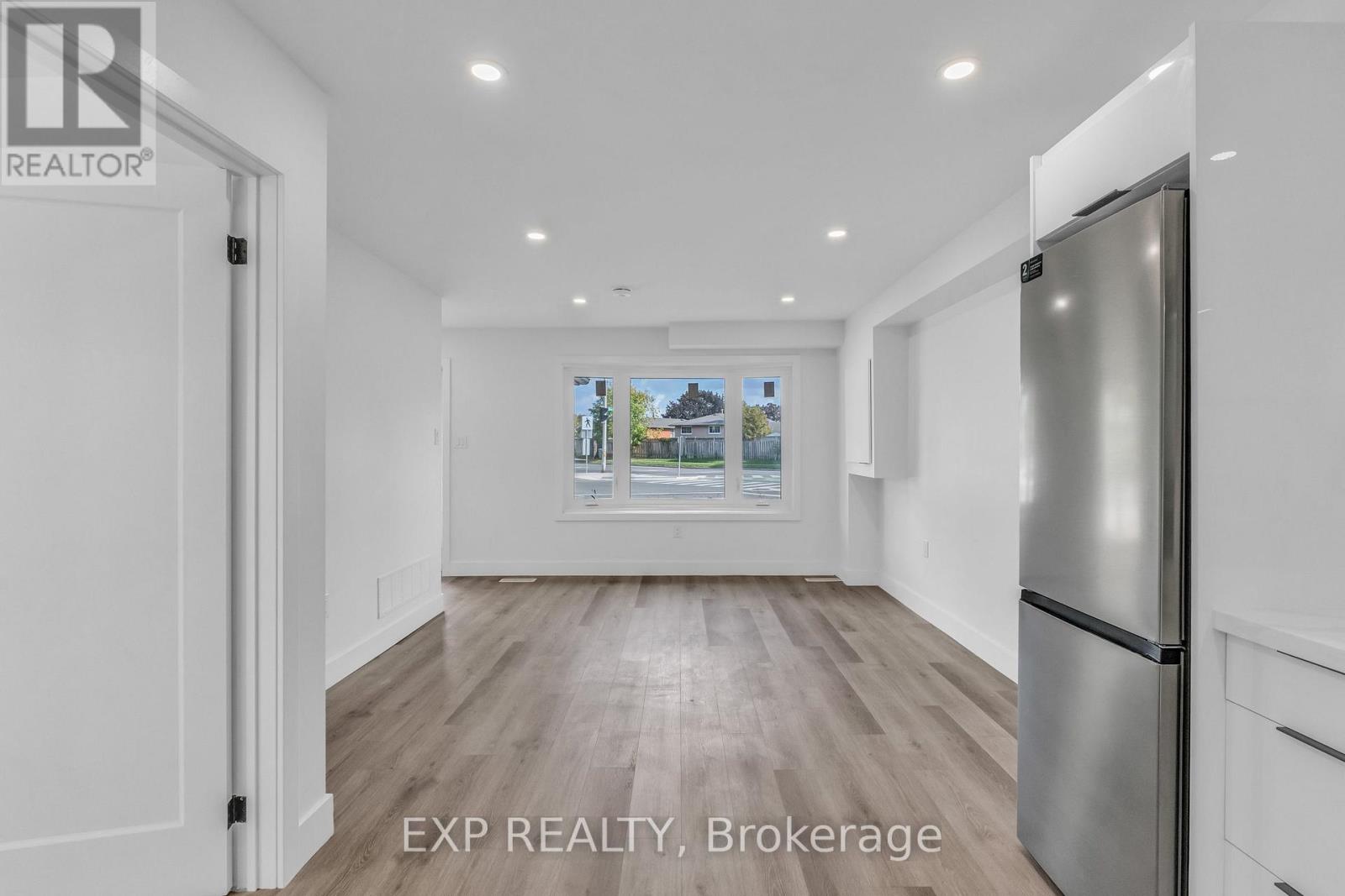 113 Green Road, Hamilton, Ontario  L8G 3W9 - Photo 8 - X13092662