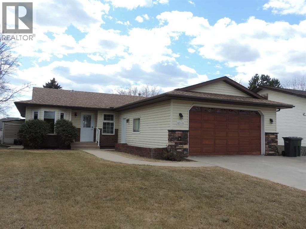 5217 46 Avenue, Rimbey, Alberta  T0C 2J0 - Photo 1 - A2276142