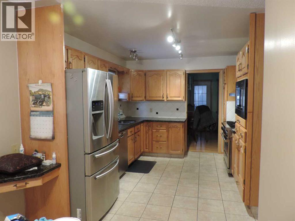 5217 46 Avenue, Rimbey, Alberta  T0C 2J0 - Photo 6 - A2276142