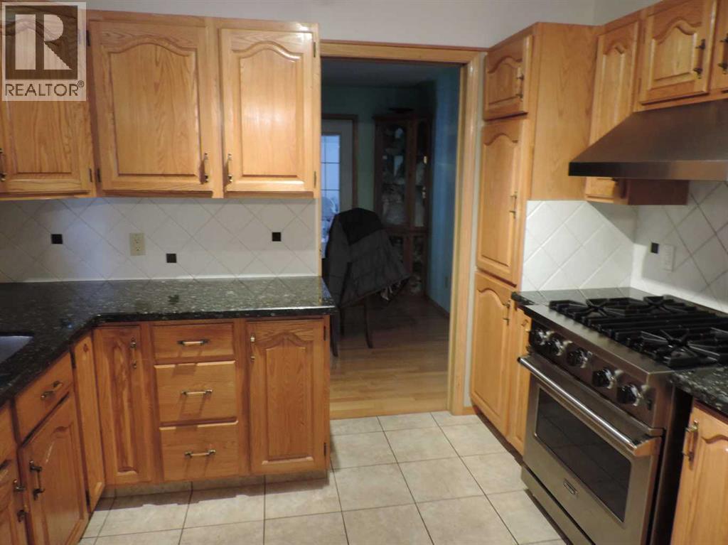5217 46 Avenue, Rimbey, Alberta  T0C 2J0 - Photo 9 - A2276142