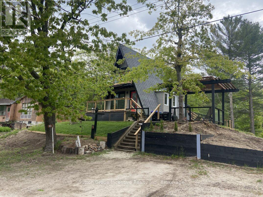 203 Park Road, Tiny, Ontario  L0L 1P1 - Photo 2 - S13093018