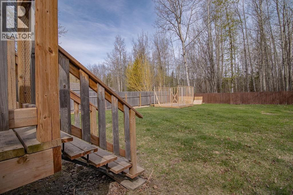 120 Elm Street, Fort St. James, British Columbia  V0J 1P0 - Photo 35 - R3104702