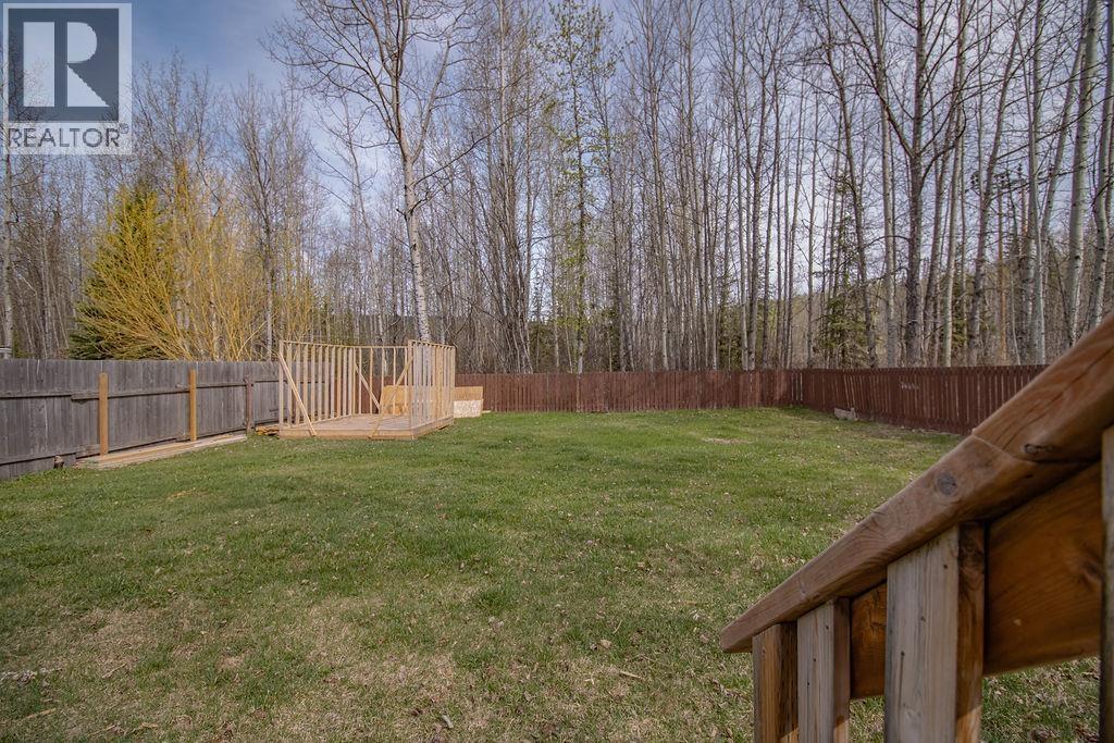 120 Elm Street, Fort St. James, British Columbia  V0J 1P0 - Photo 34 - R3104702