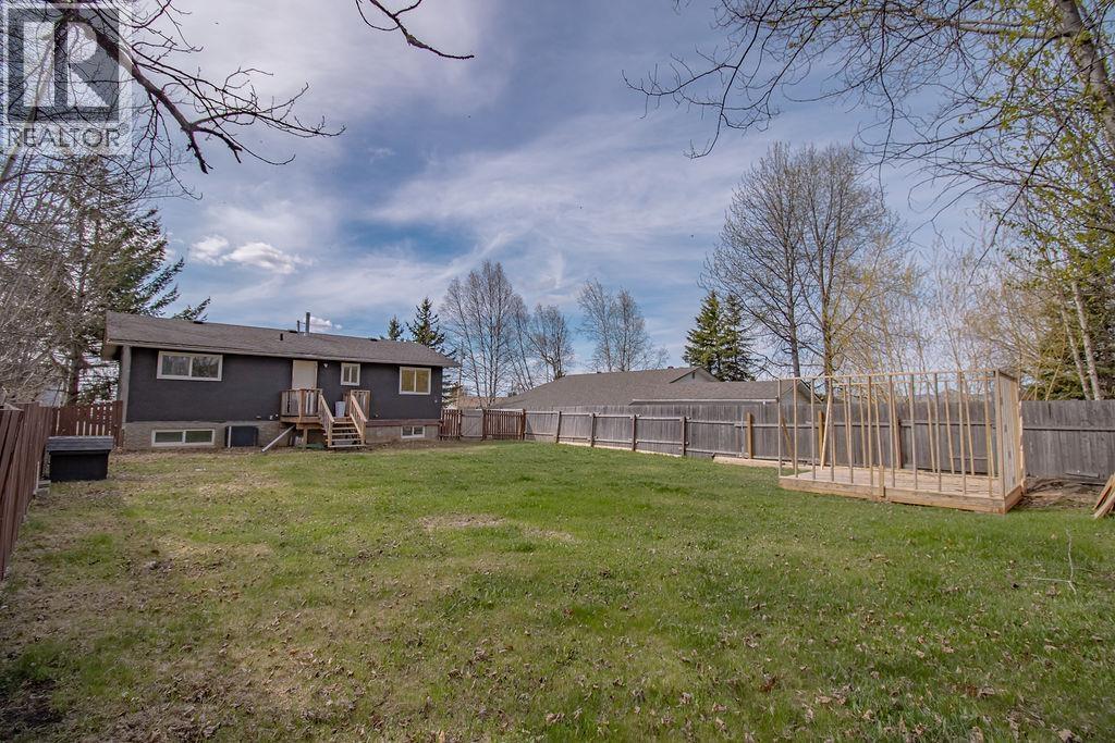 120 Elm Street, Fort St. James, British Columbia  V0J 1P0 - Photo 36 - R3104702
