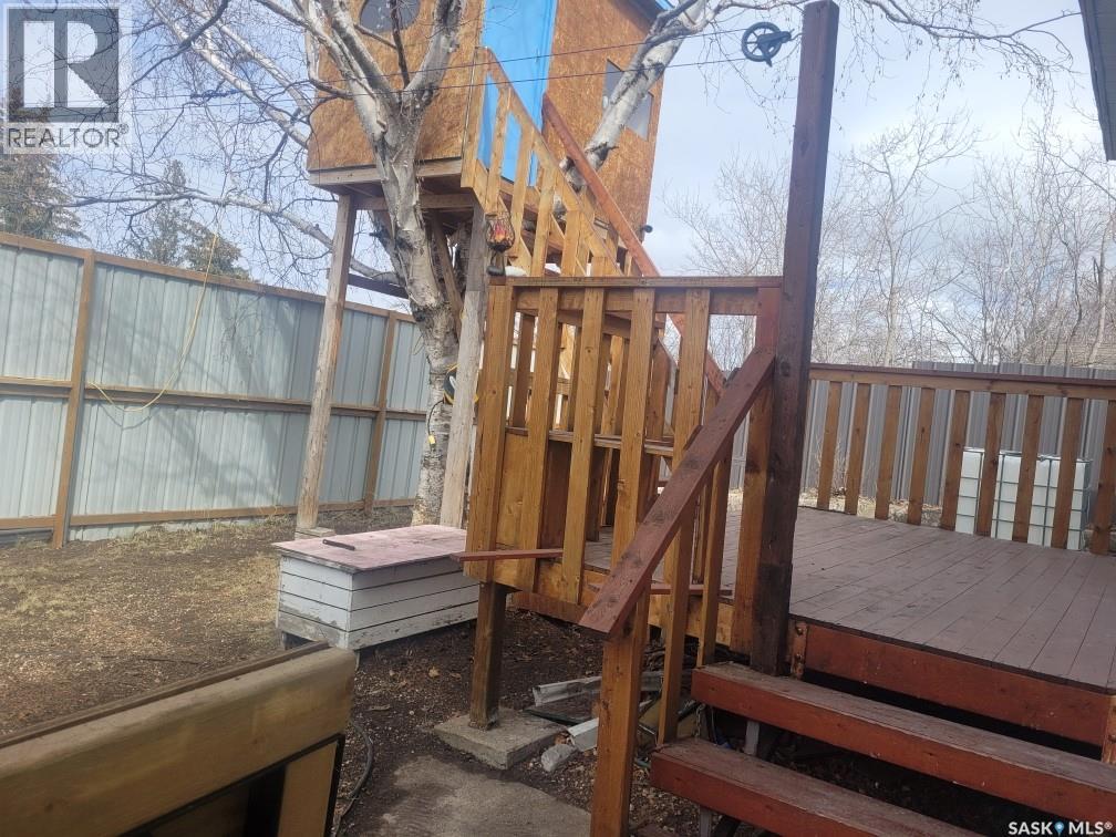 1105 5th Avenue, Regina Beach, Saskatchewan  S0G 4C0 - Photo 45 - SK029481