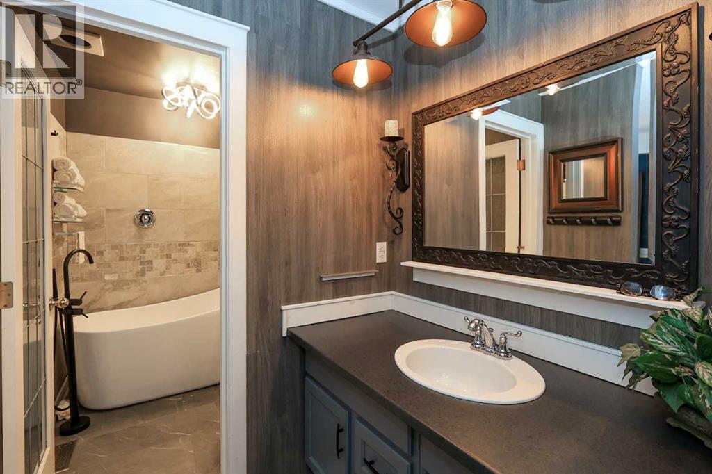 25 Kee Close, Red Deer, Alberta  T4P 3M4 - Photo 23 - A2302272