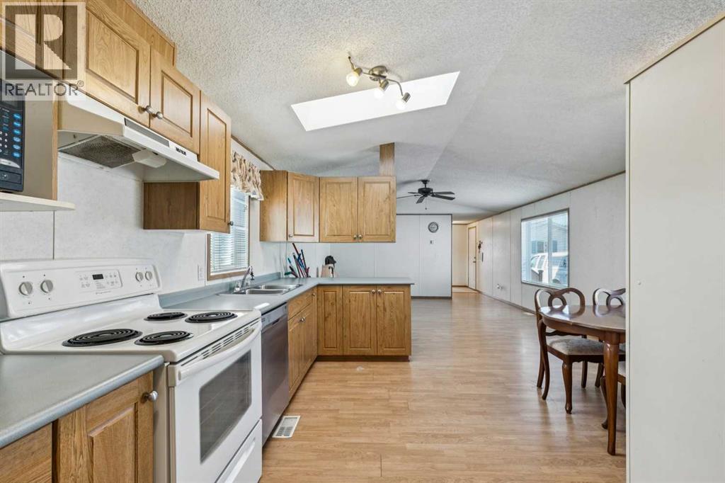 512, 3223 83 Street Nw, Calgary, Alberta  T3B 5N7 - Photo 12 - A2308166