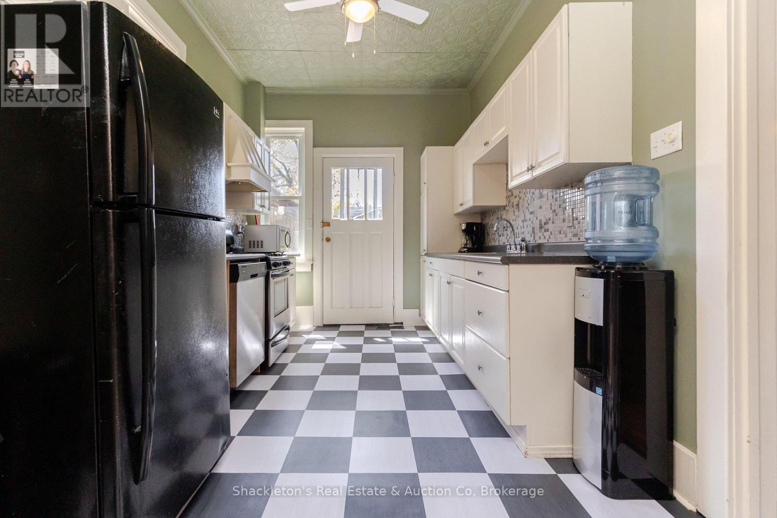 27 Grange Street, Stratford, Ontario  N5A 3P7 - Photo 6 - X13092962