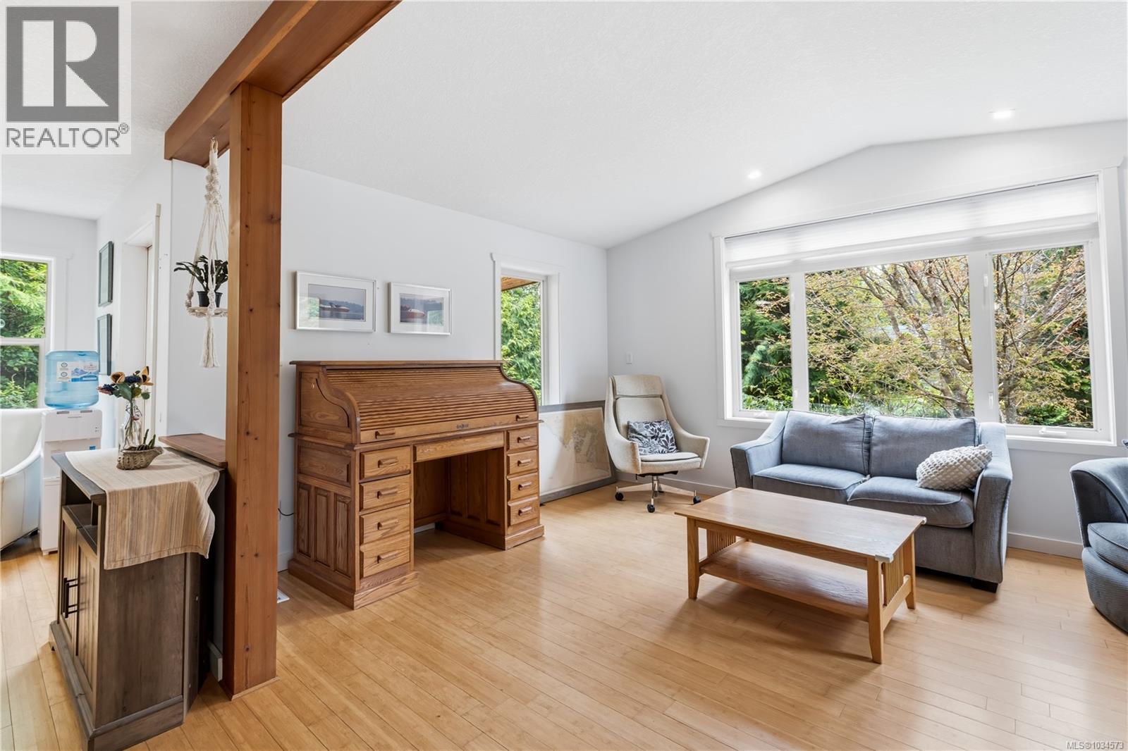 1302 Victoria Rd, Ucluelet, British Columbia  V0R 3A0 - Photo 14 - 1034573