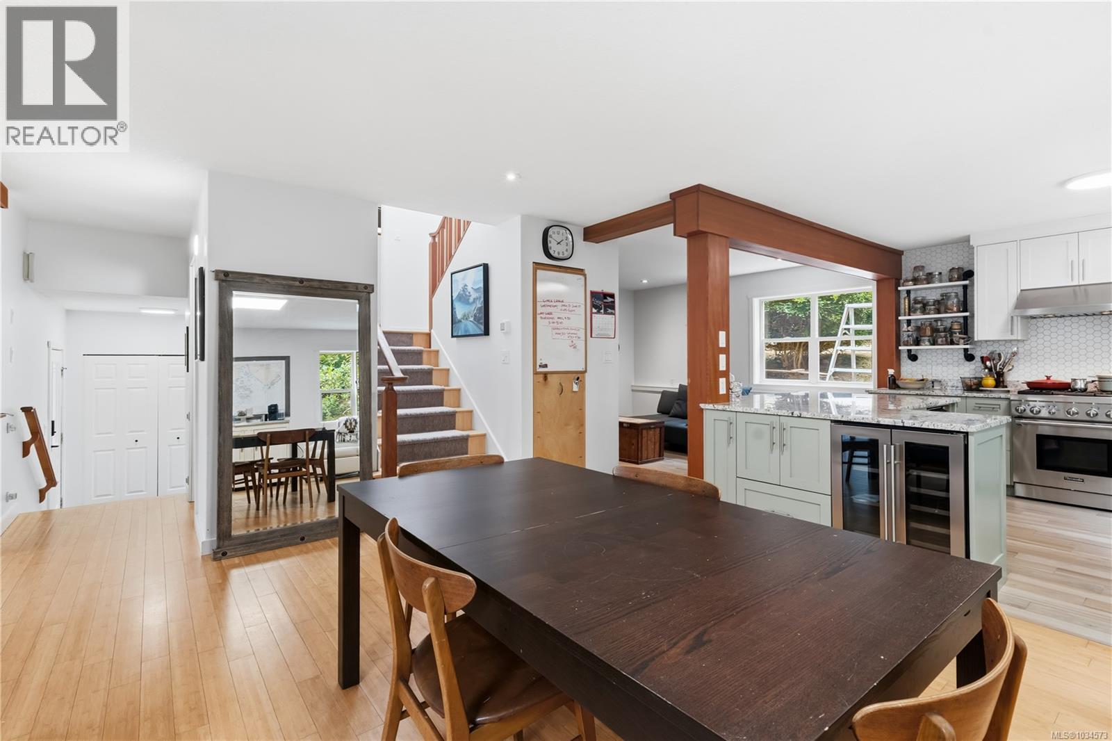 1302 Victoria Rd, Ucluelet, British Columbia  V0R 3A0 - Photo 17 - 1034573