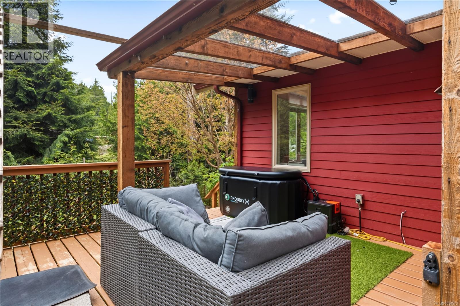 1302 Victoria Rd, Ucluelet, British Columbia  V0R 3A0 - Photo 43 - 1034573