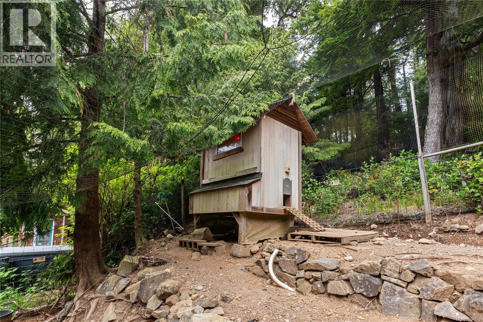 1302 Victoria Rd, Ucluelet, British Columbia  V0R 3A0 - Photo 46 - 1034573
