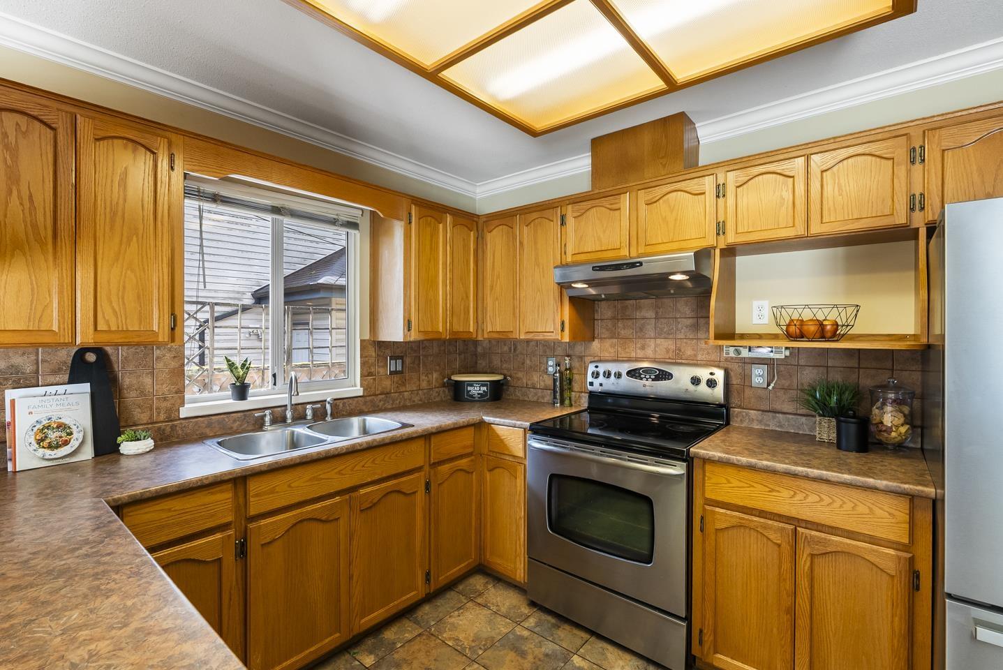8068 161a Street, Surrey, British Columbia  V3S 8B5 - Photo 18 - R3120379