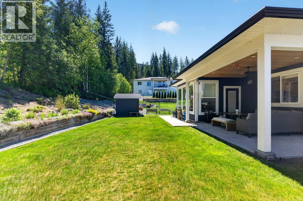1530 2 Street SE, Salmon Arm, British Columbia  V1E 0G3 - Photo 59 - 10386378