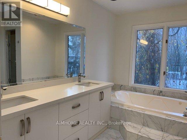 268 Hounslow Avenue, Toronto, Ontario  M2N 2B8 - Photo 13 - C13092366