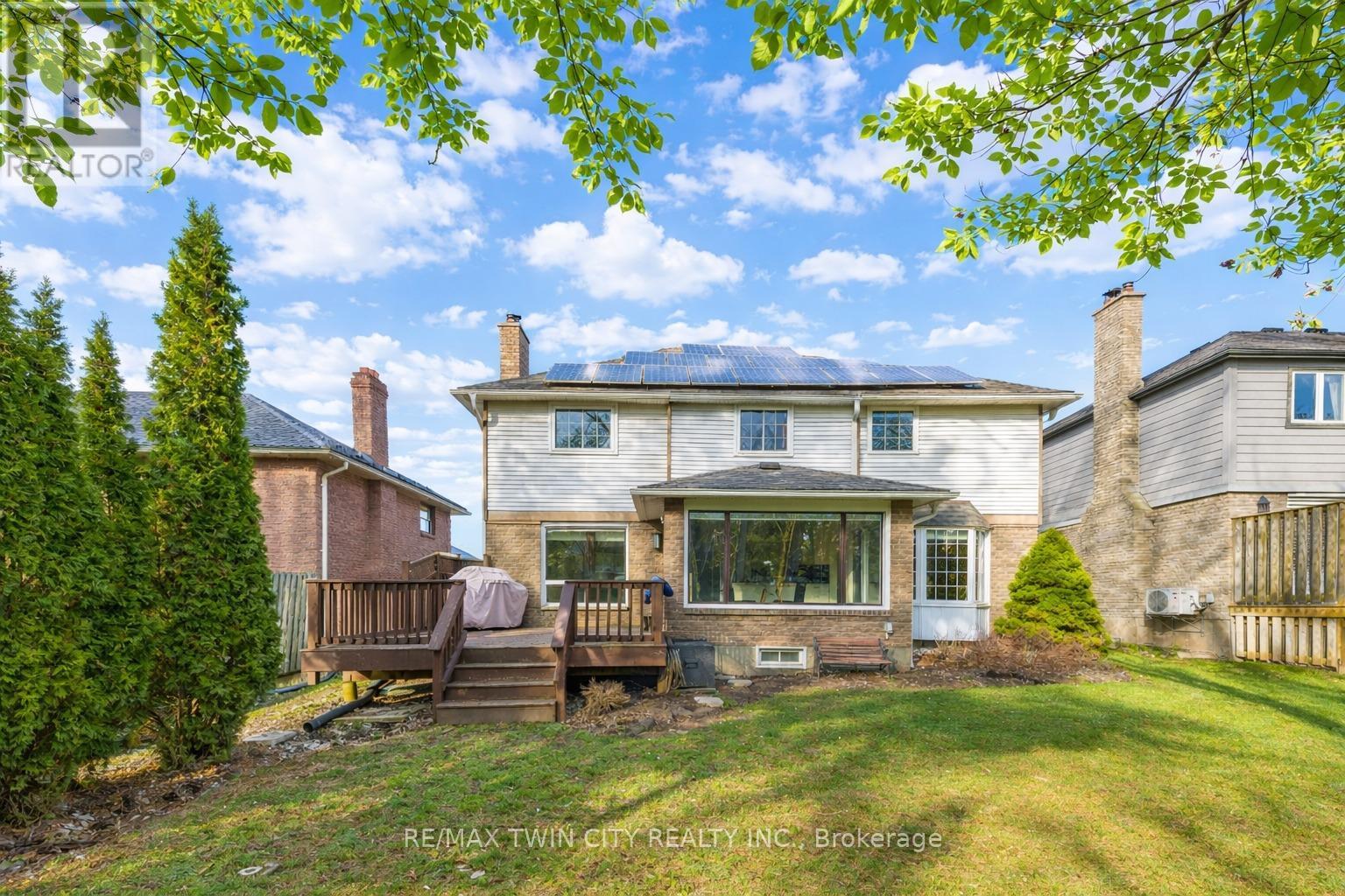 109 Ashberry Place, Waterloo, Ontario  N2T 1G8 - Photo 41 - X13021402
