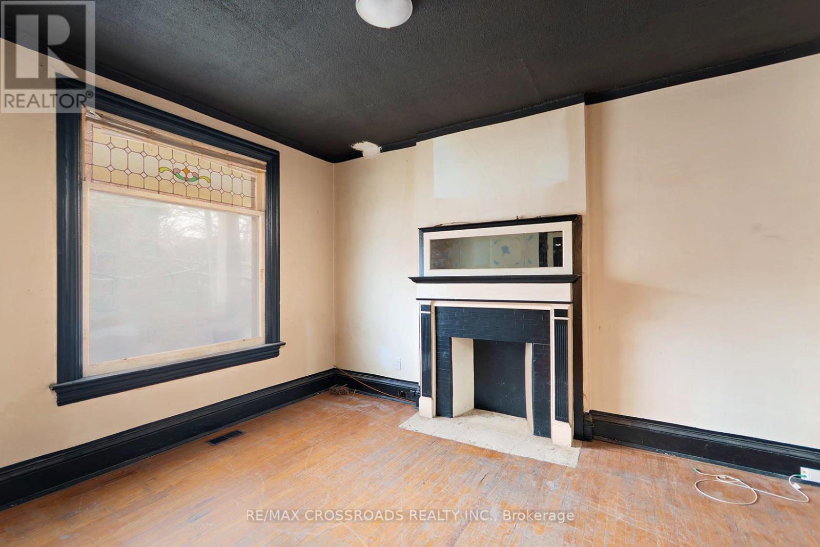 587 Palmerston Avenue, Toronto, Ontario  M6G 2R2 - Photo 12 - C13092828