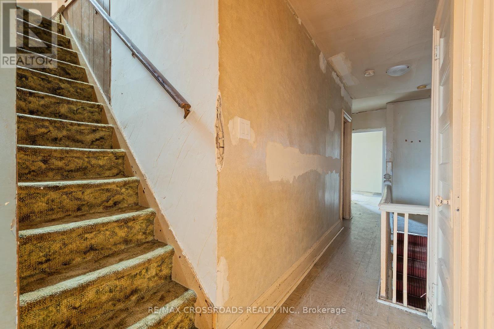 587 Palmerston Avenue, Toronto, Ontario  M6G 2R2 - Photo 20 - C13092828