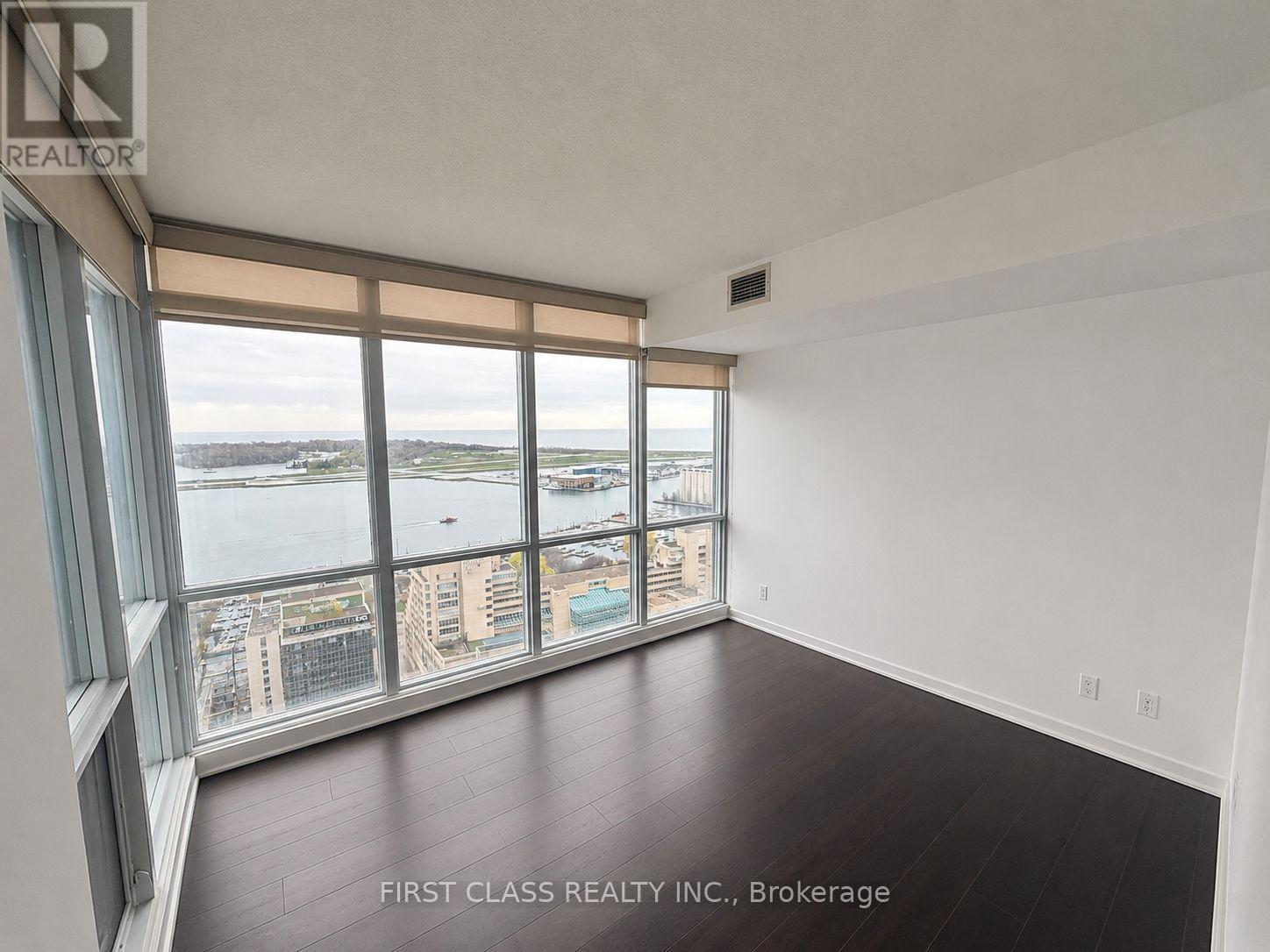 3210 - 11 Brunel Court, Toronto, Ontario  M5V 3Y3 - Photo 12 - C13092838