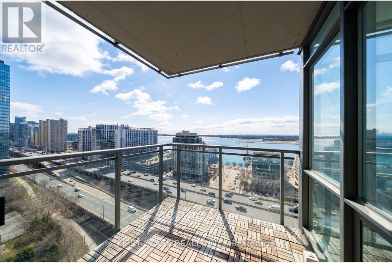 3210 - 11 Brunel Court, Toronto, Ontario  M5V 3Y3 - Photo 14 - C13092838