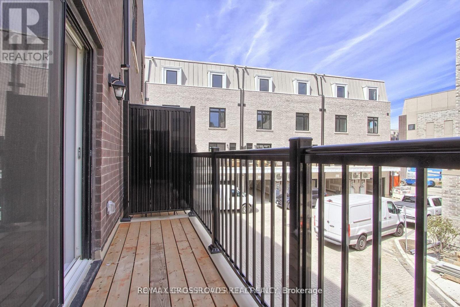 98 Bartley Drive, Toronto, Ontario  M4A 0A9 - Photo 16 - C13092926